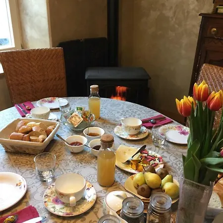 Chambres D'hotes Au Moulin D'apach Bed & Breakfast 4*
